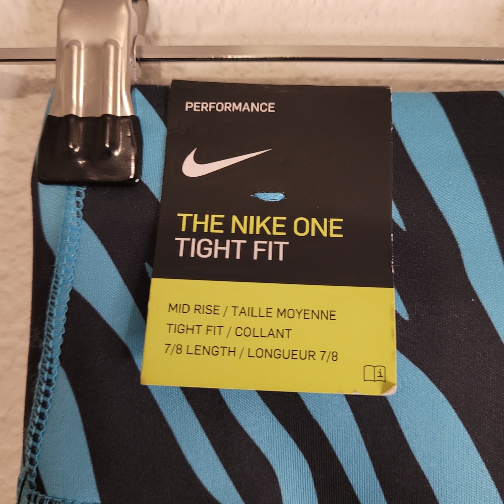 Nike Performance The Nike One Tight Fit Mid Rise Leggings 7/8 Length Blue/Black